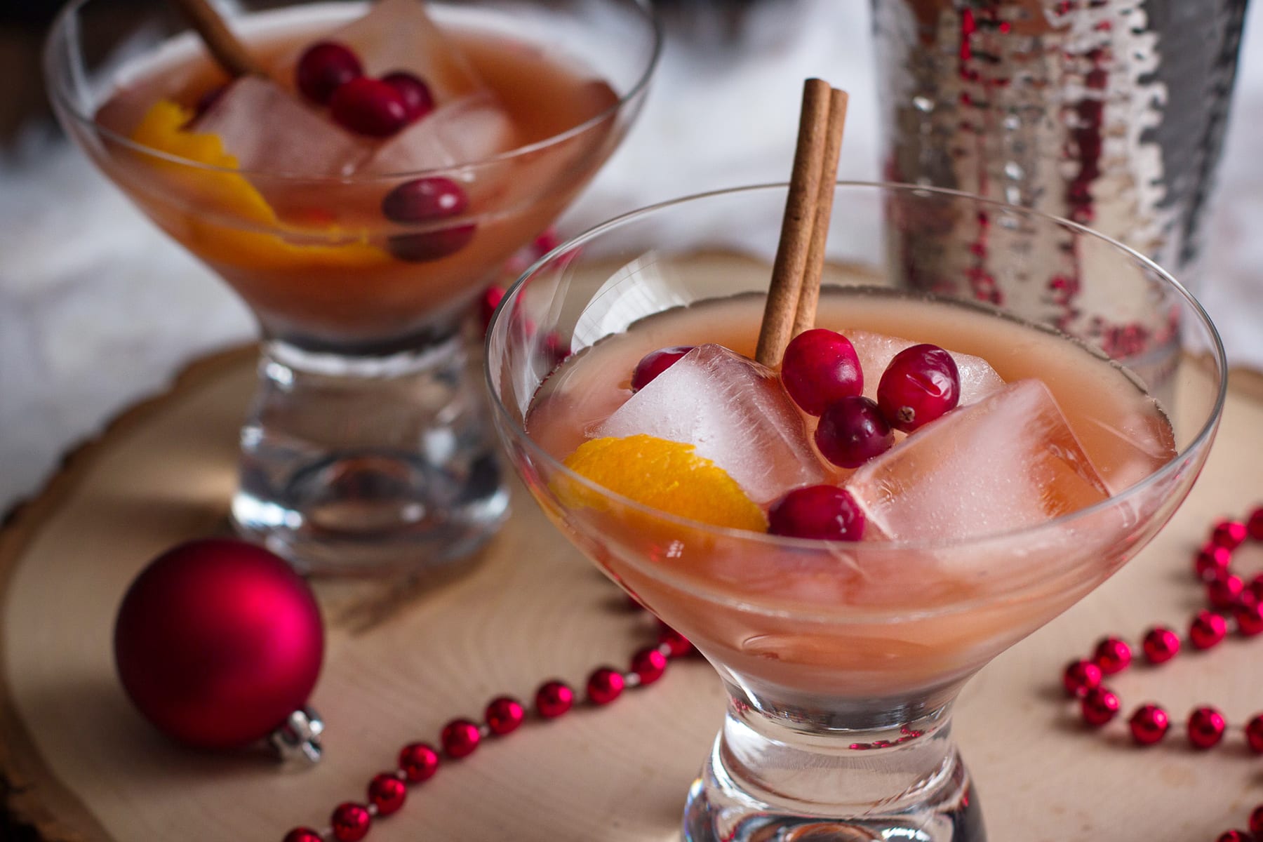 Christmas Old Fashioned-Cranberry Cocktail