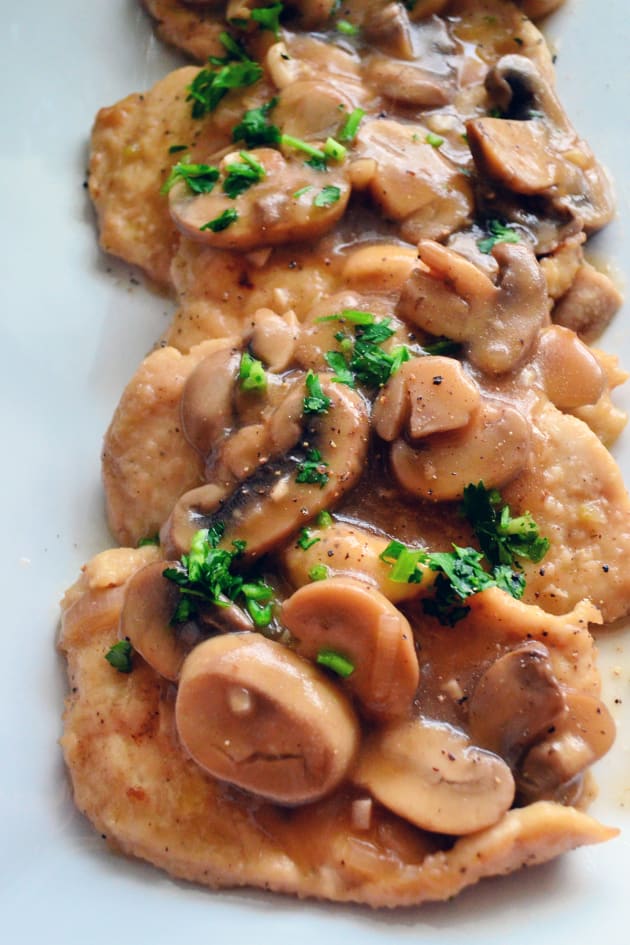 Instant Pot Chicken Marsala Recipe - Food Fanatic