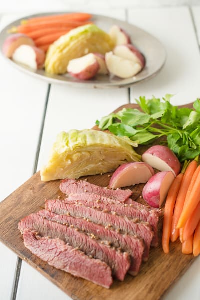 File 2 Traditional Corned Beef and Cabbage
