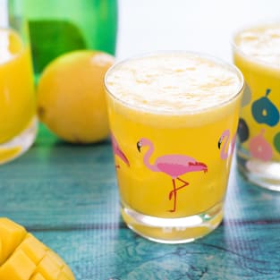 Sparkling mango lemonade photo