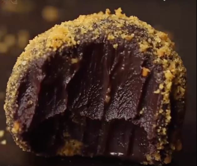 Gingerbread Chocolate Truffle