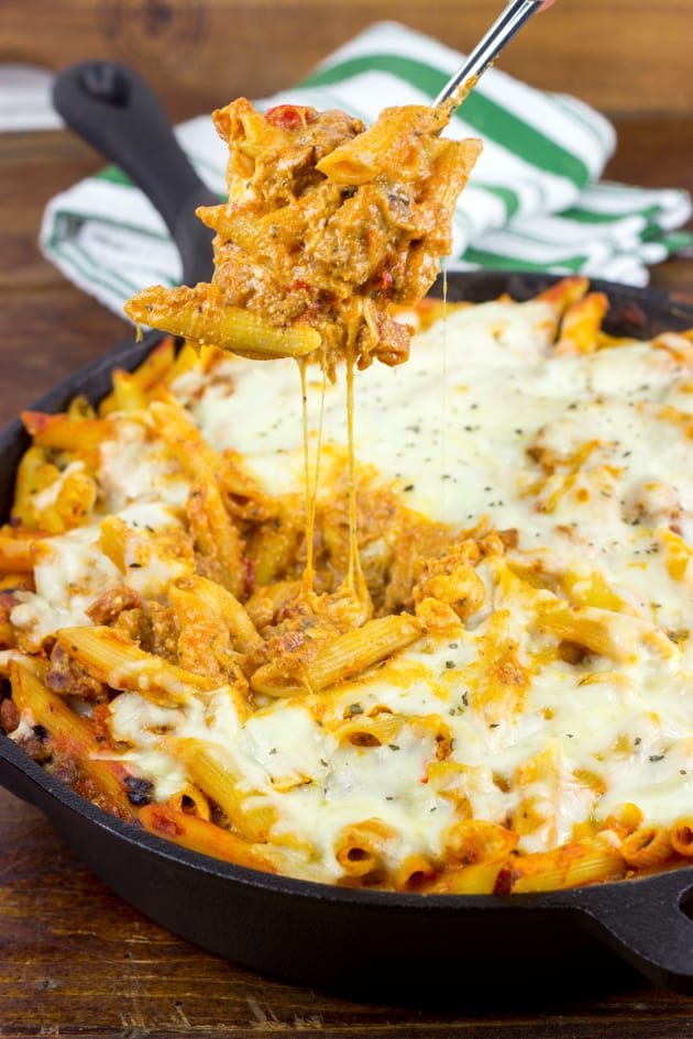 Supreme Pizza Pasta Bake Picture Food Fanatic
