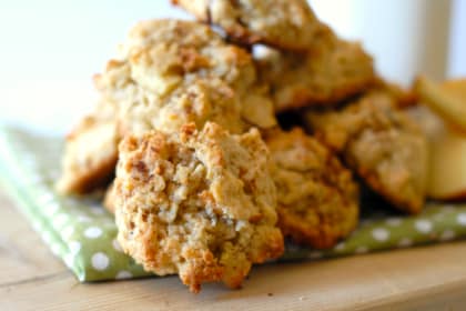 Gluten Free Oatmeal Cookies with Apple