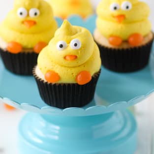 Spring chick cupcakes photo