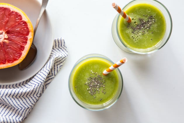 Grapefruit Smoothie with Chia Pic