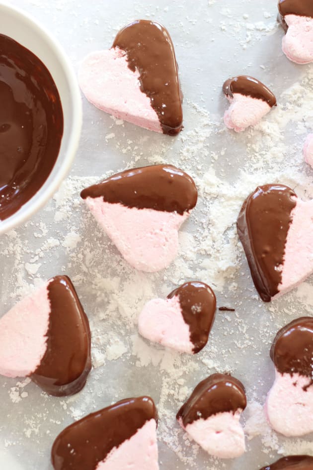 Chocolate Dipped Strawberry Marshmallows Pix