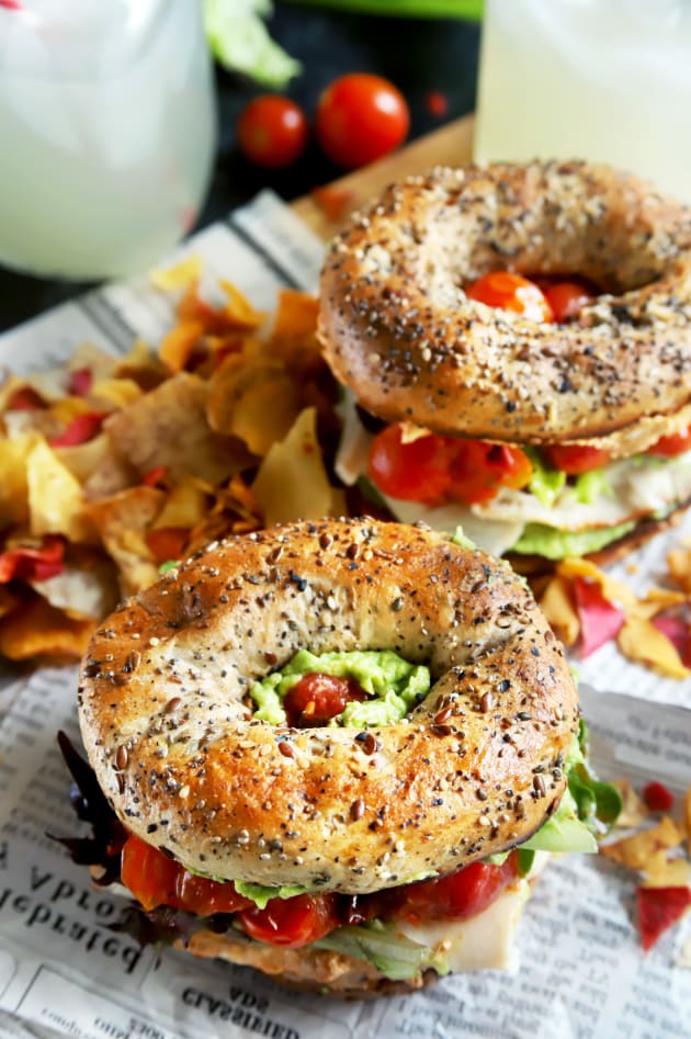 Everything Avocado Turkey Bagel Sandwiches Recipe - Food Fanatic
