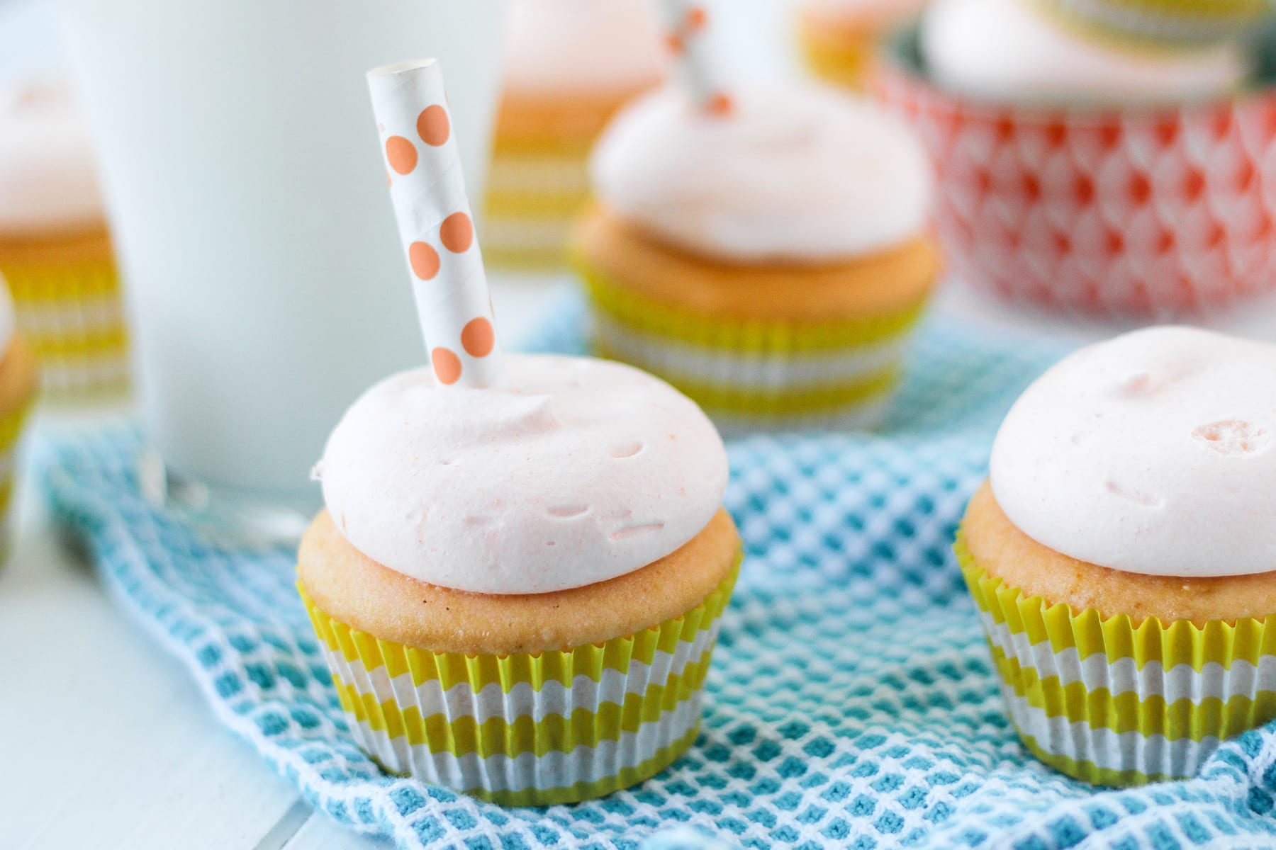 orange creamsicle cupcakes