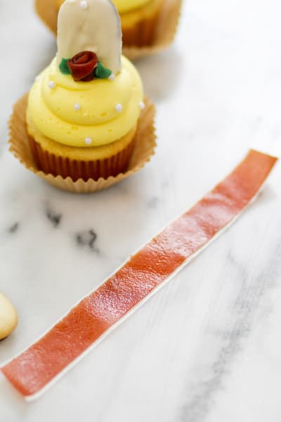 Beauty & the Beast Cupcakes How-To Picture