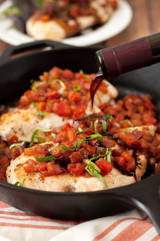 Bruschetta Chicken Skillet Food Fanatic Bruschetta Chicken Skillet Food Fanatic