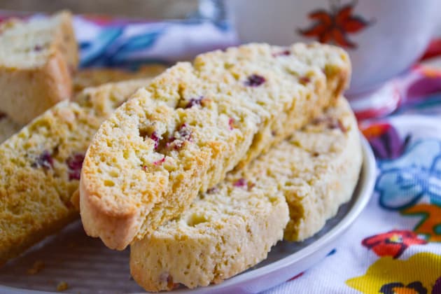 Cranberry Orange Biscotti Recipe - Food Fanatic