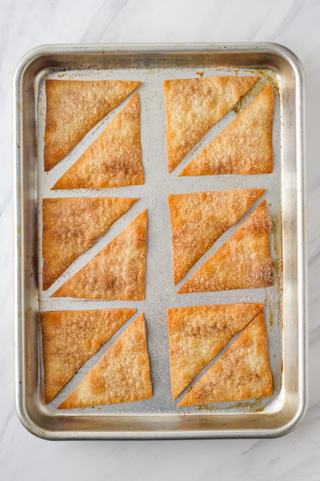 Cinnamon Baked Wonton Chips Pic