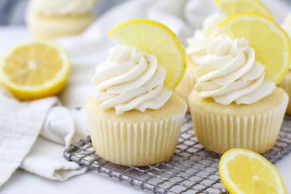 Homemade Lemon Cupcakes Recipe
