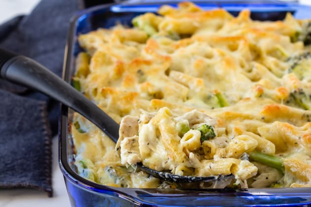 Chicken Alfredo Casserole Image
