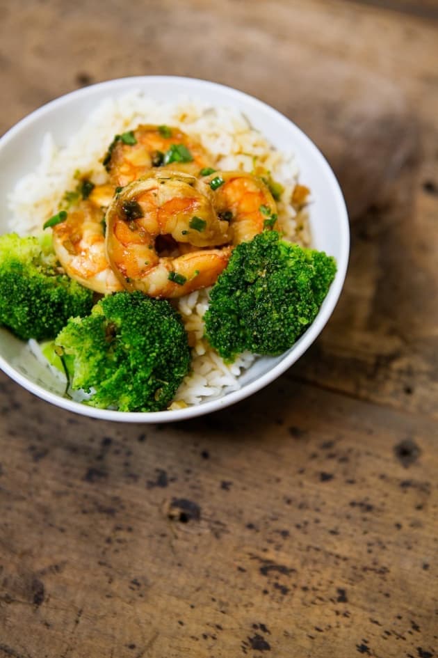 Rice Bowl with Shrimp and Broccoli - Food Fanatic