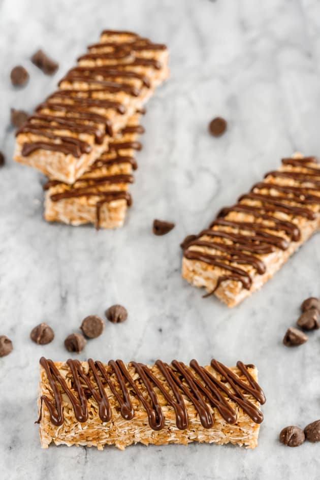 Coconut Granola Bars Image