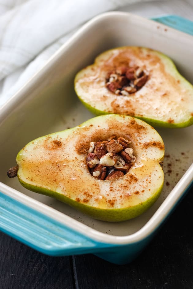 Toaster Oven Baked Pears Recipe - Food Fanatic