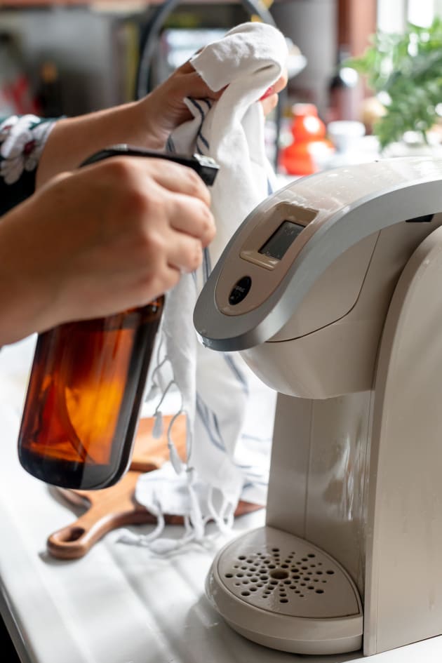 How to Clean a Keurig—All You Need Is 30 Minutes and White Vinegar, Architectural Digest