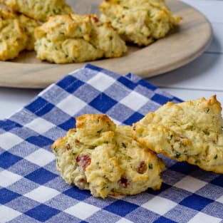 Bacon chive biscuits photo