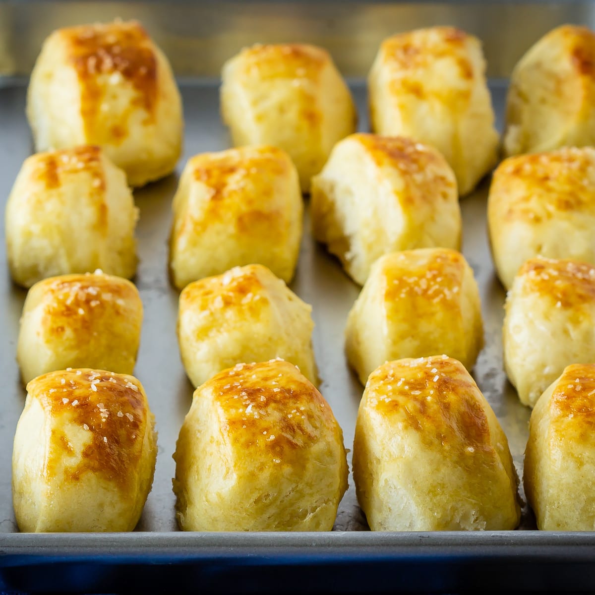 Buttery Soft Pretzel Bites - Gimme Some Oven