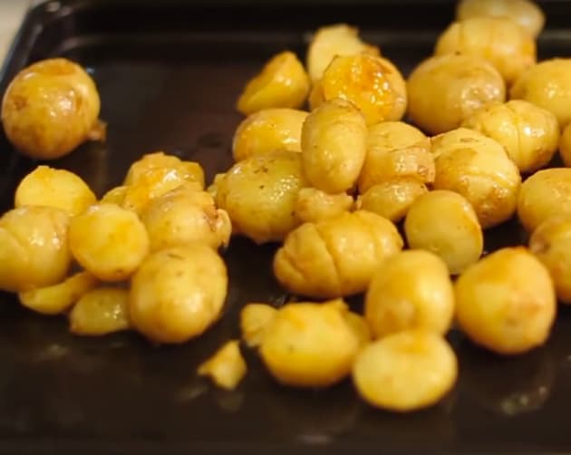 Making Roasted New Baby Potatoes