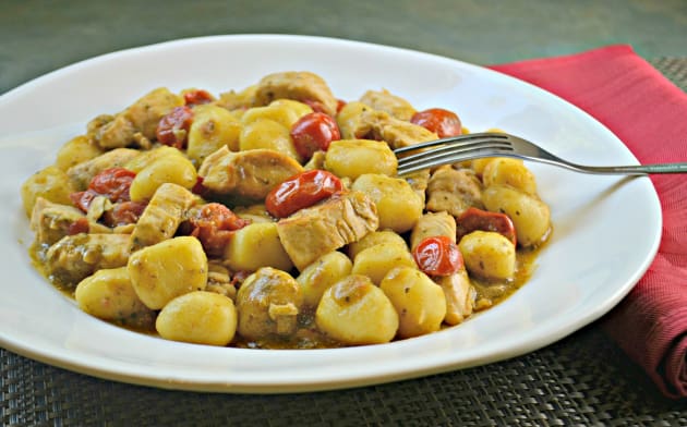 Chicken Pesto Gnocchi Recipe Food Fanatic