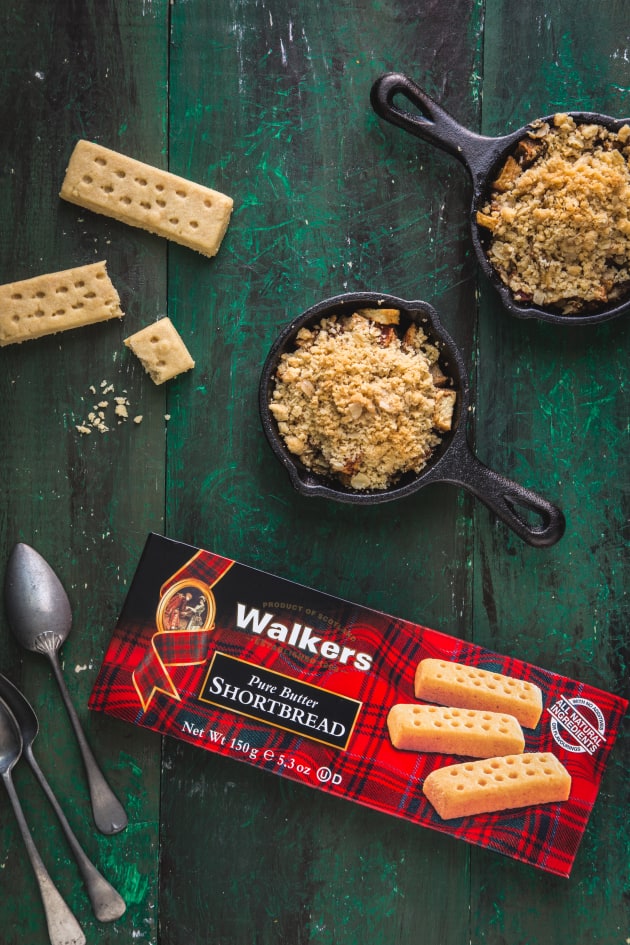 Walkers Shortbread Mini Apple Pear Crisps Pic
