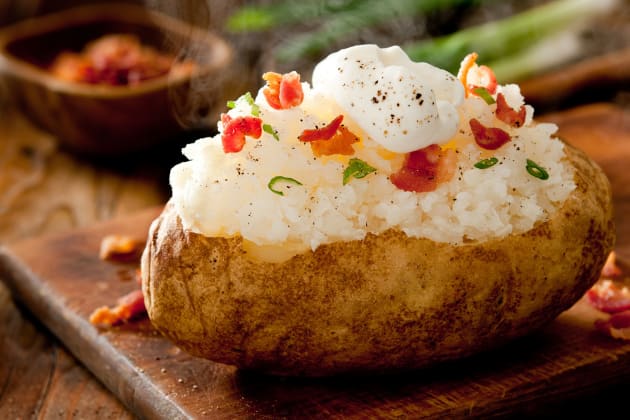 How to Bake a Potato Photo