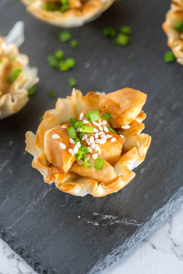 Hoisin Glazed Chicken Cups Image