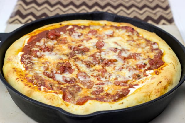 Cast Iron Deep Dish Pizza Image